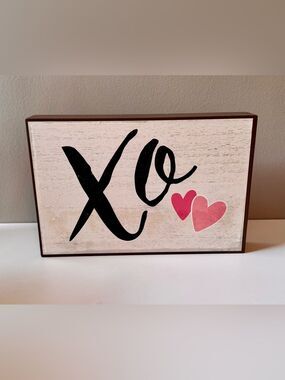 Valentine's Day Aldi Black and Pink 'XO' Sign Double Sided Truck